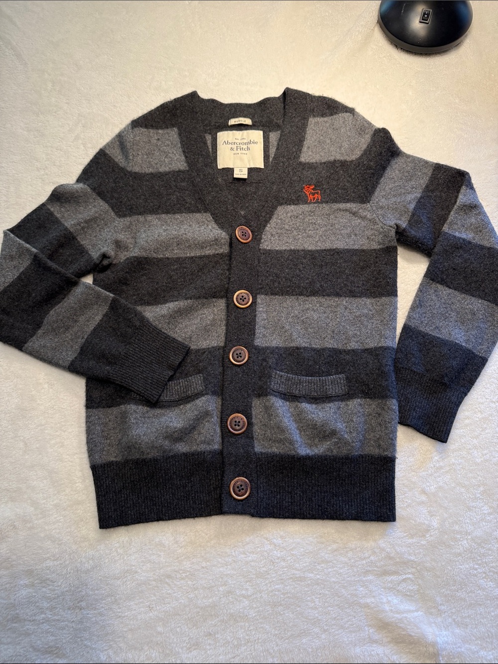 RARE VINTAGE Abercrombie & Fitch Men's 100% Cashmere Dark/Light Gray Cardigan